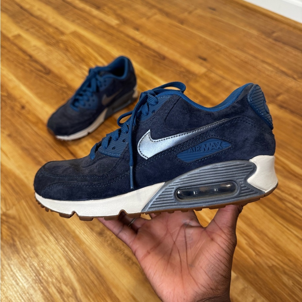 Nike Air Max Navy Blue Sneakers